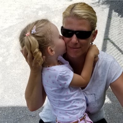 Mini Fraue - im Kinderzoo